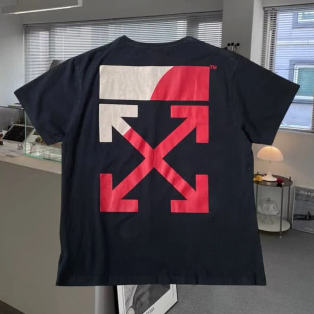 오프 화이트 1/2 티셔츠 (Man 2XL) AB0068