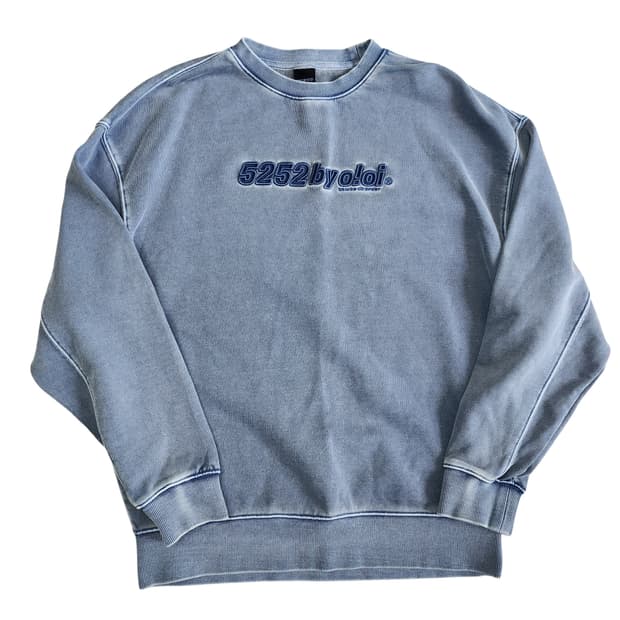 오아이오아이 맨투맨 