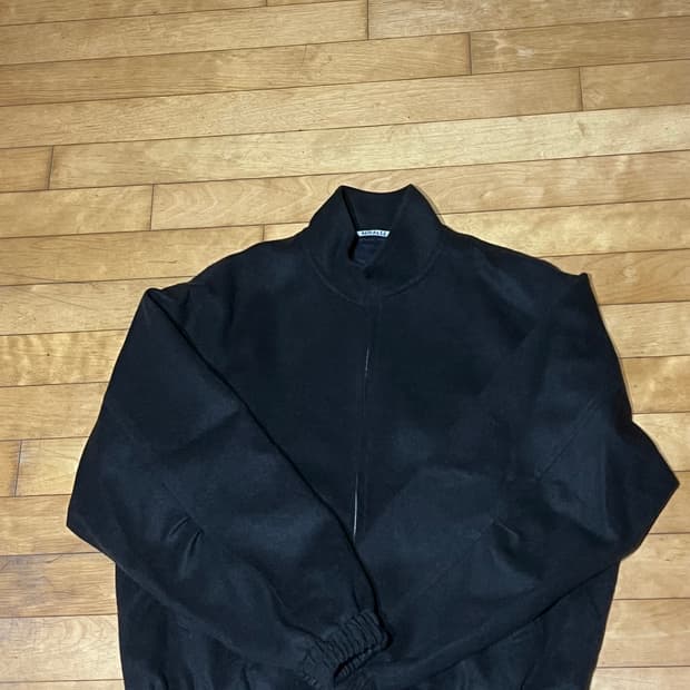 24AW 오라리 카멜 블루종 다크브라운 4 판매 합니다