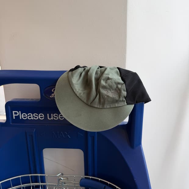 아크테릭스 칼버스 캡