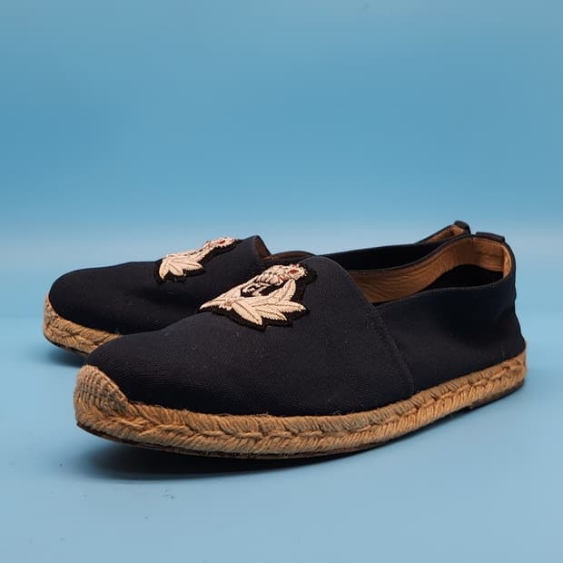 ooo 크리스찬 르부탱 에스파듀 260