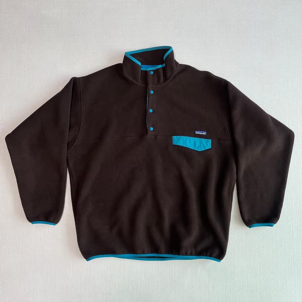 파타고니아 신칠라 브라운 틸 (잔나비 비슷)