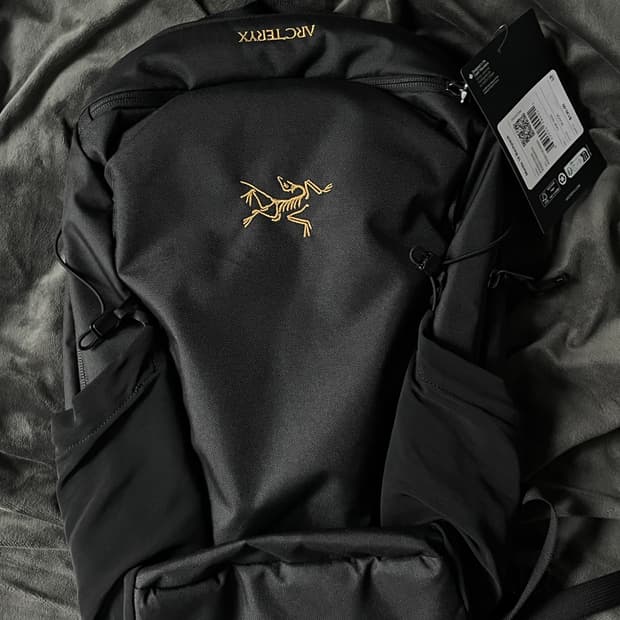 아크테릭스 맨티스 16 백팩 블랙 택포함 새상품