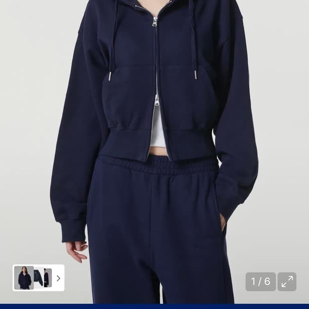 무신사 스탠다드 우먼 볼륨 크롭 후드집업 네이비 M