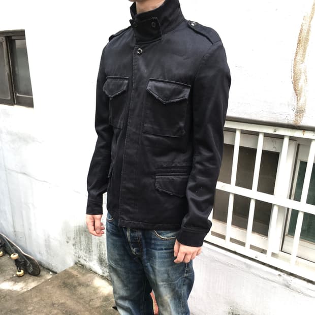 어태치먼트 밀리터리 데미지 필드 재킷