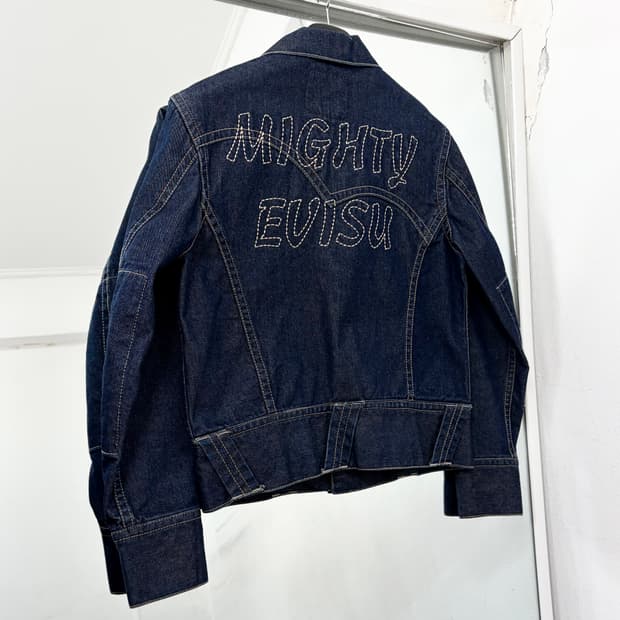 에비수 재팬 자수 데님 자켓