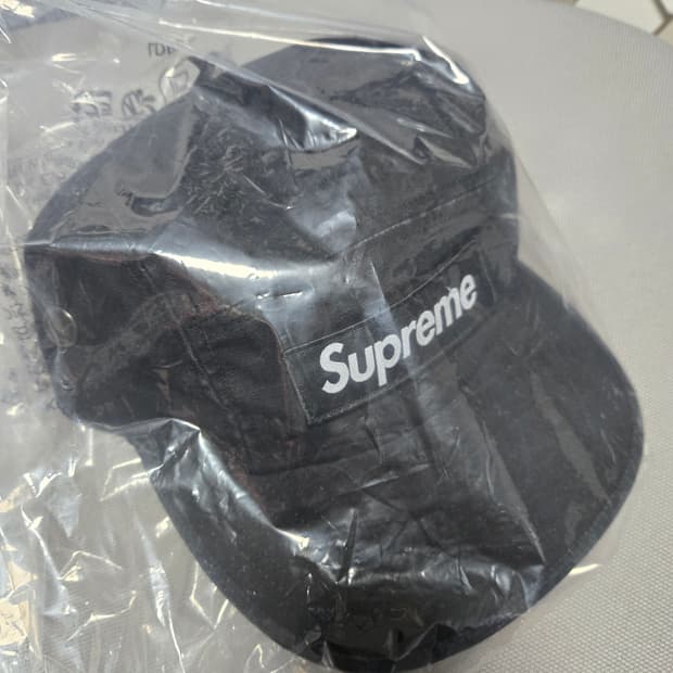 슈프림 밀리터리 캠프캡 블랙 - 26SS