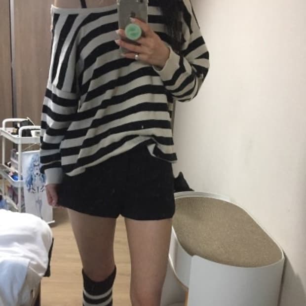 오픈 줄무늬 맨투맨