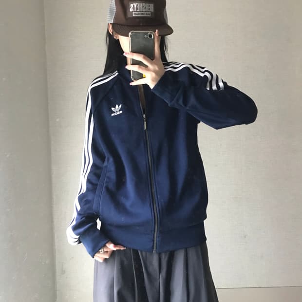 아디다스 네이비 트랙탑