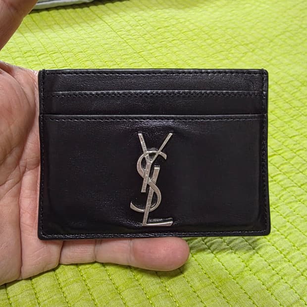 (정품) 생로랑 모노그램 카드지갑/남녀공용/개인/팝니다.