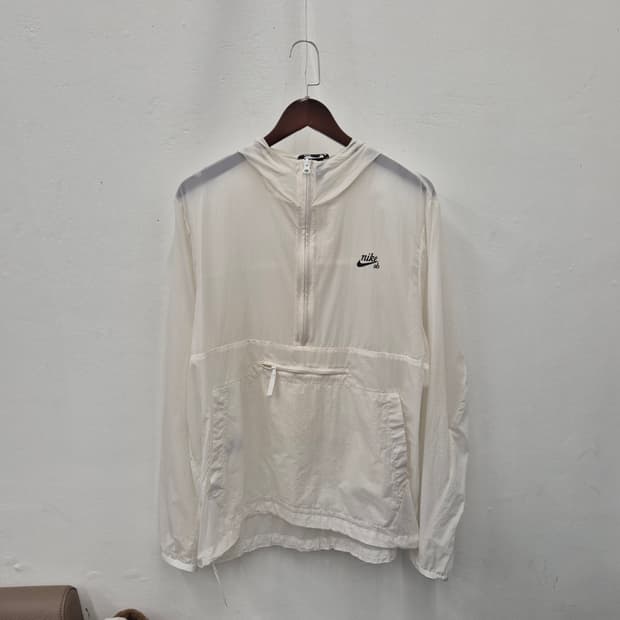 나이키 아노락 경량 바람막이 2XL