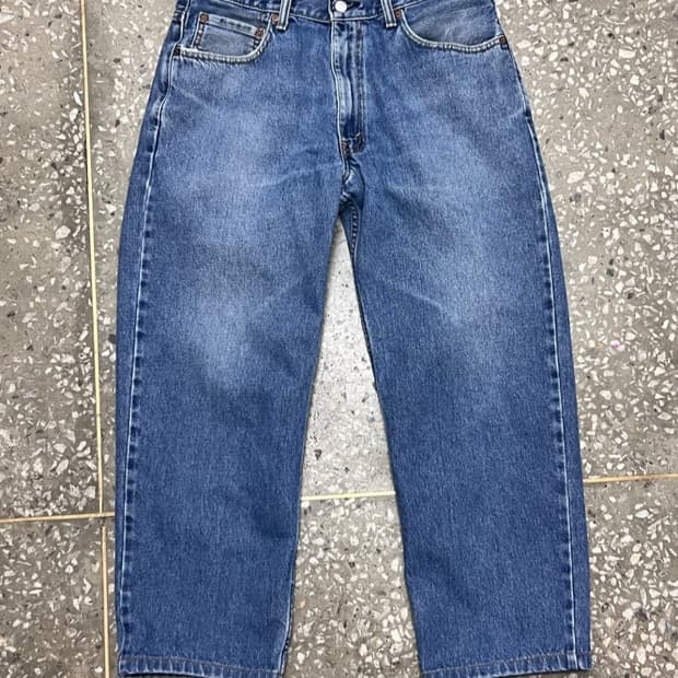 리바이스 550