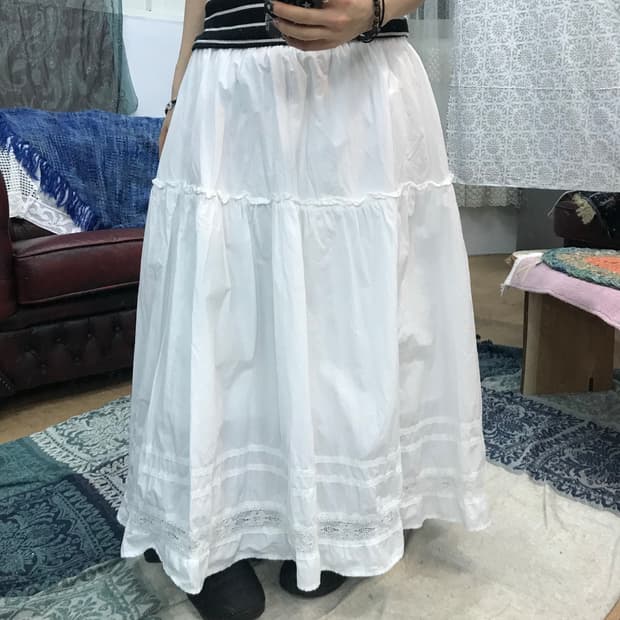 여성 레이스 화이트 밴딩 롱스커트 