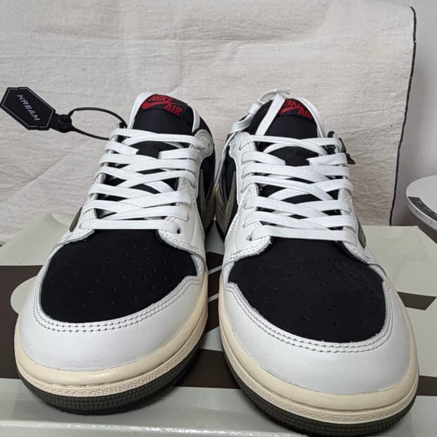 나이키 조던1로우 트래비스스캇 미디엄 올리브