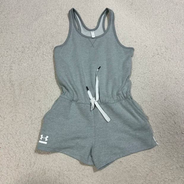 언더아머 롬퍼 점프수트 L