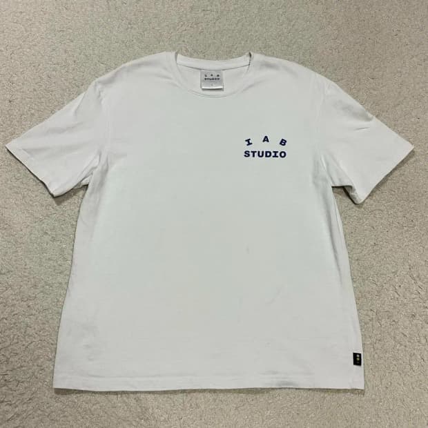 아이앱스튜디오 반팔티 화이트