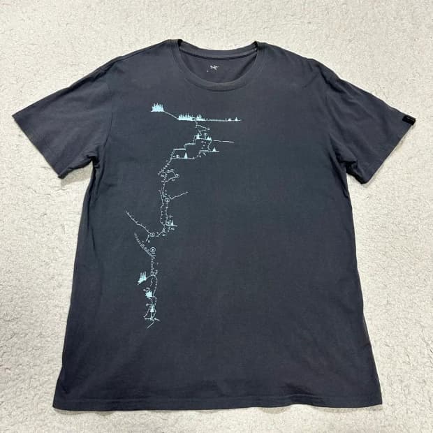 아크테릭스 등반로고 반팔티셔츠