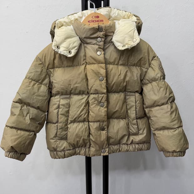 정품) 몽클레어 21ss DAOS 키즈 패딩 4Y