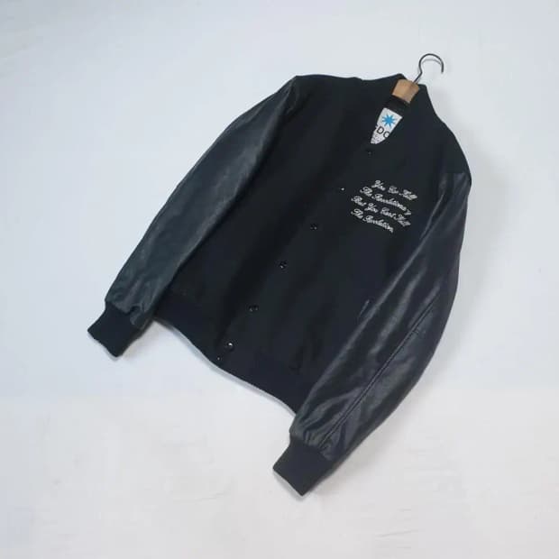 GDC 블랙 바시티 스타디움 자켓