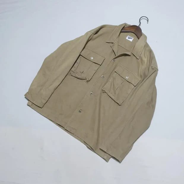 파르티멘토 베이지 트러커 데님 자켓