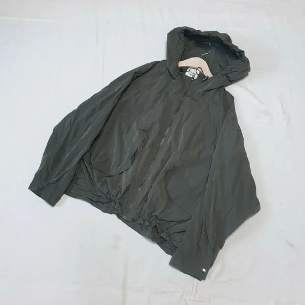 스튜디오톰보이 21fw 카키 나일론 자켓