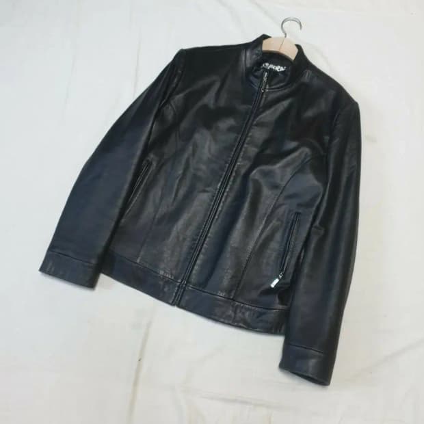 가우디 블랙 노카라 양가죽 자켓