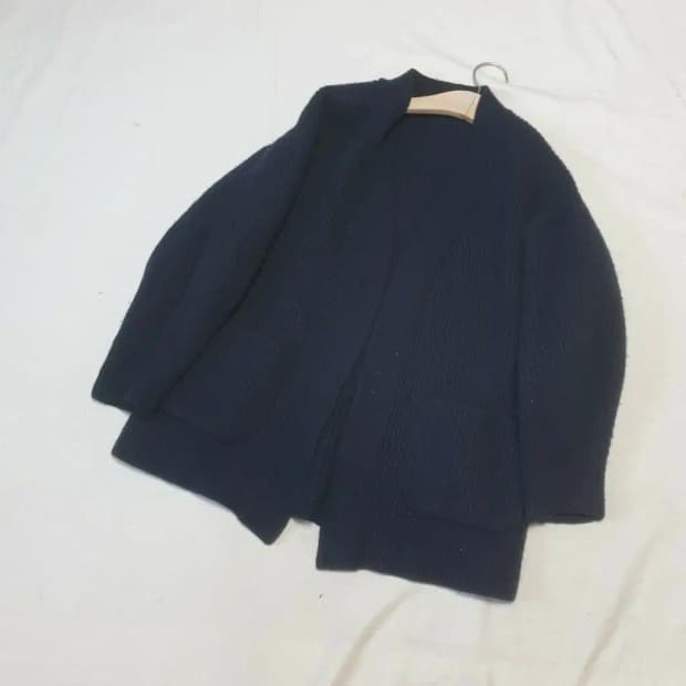 오르 네이비 오픈 골지 니트 가디건