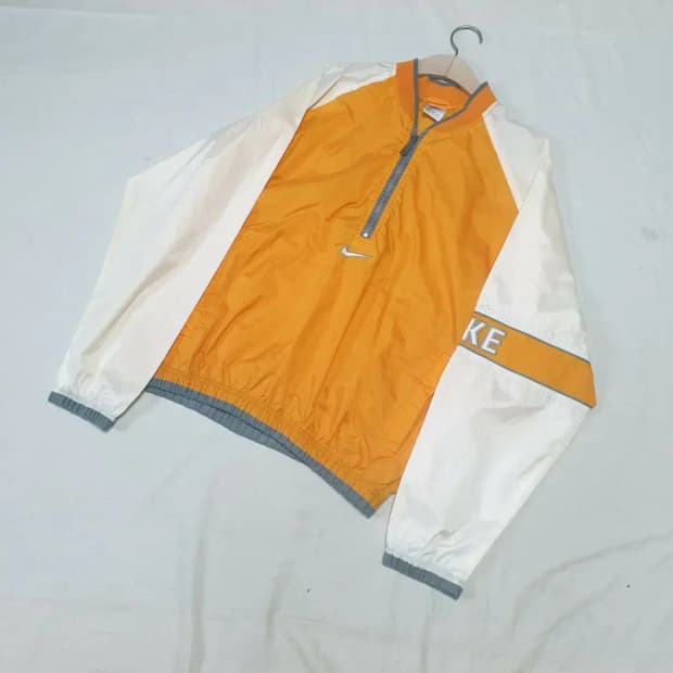 나이키 올드스쿨 하프집업 바람막이