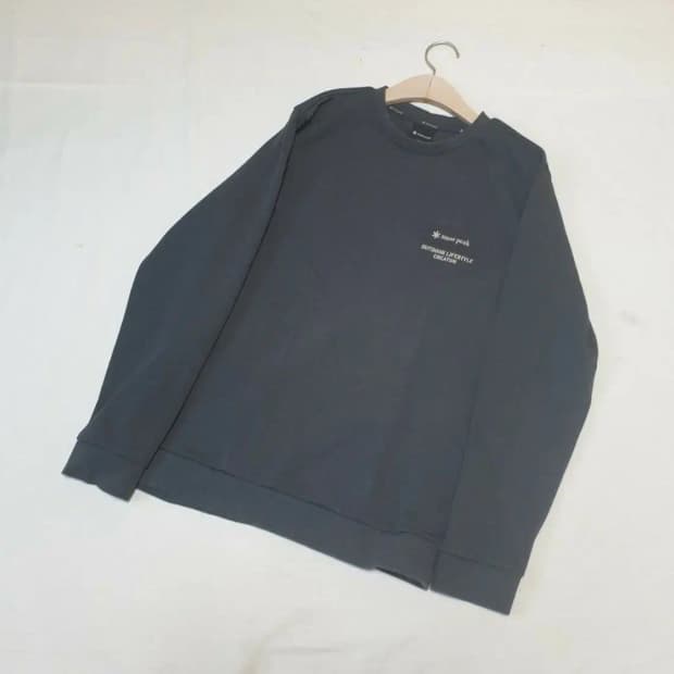 스노우피크 챠콜 맨투맨 티셔츠