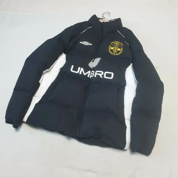 엄브로 맨체스터 구스다운 숏 푸퍼패딩