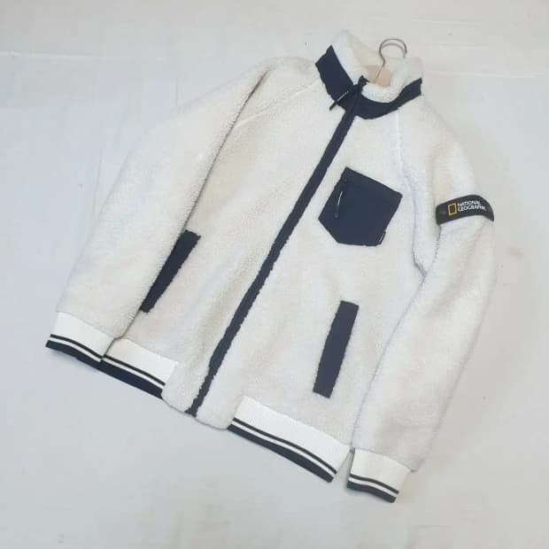 내셔널지오그래픽 화이트 플리스 자켓