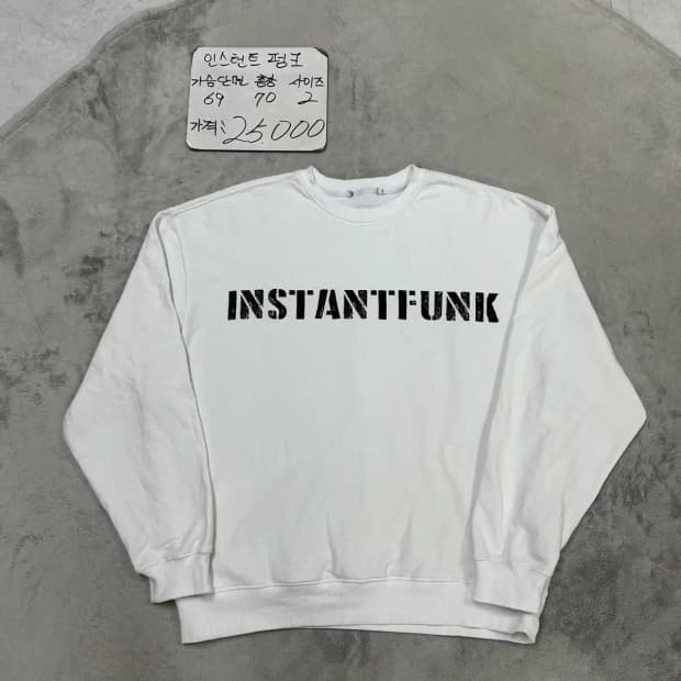 인스턴트펑크 라운드 맨투맨 2사이즈