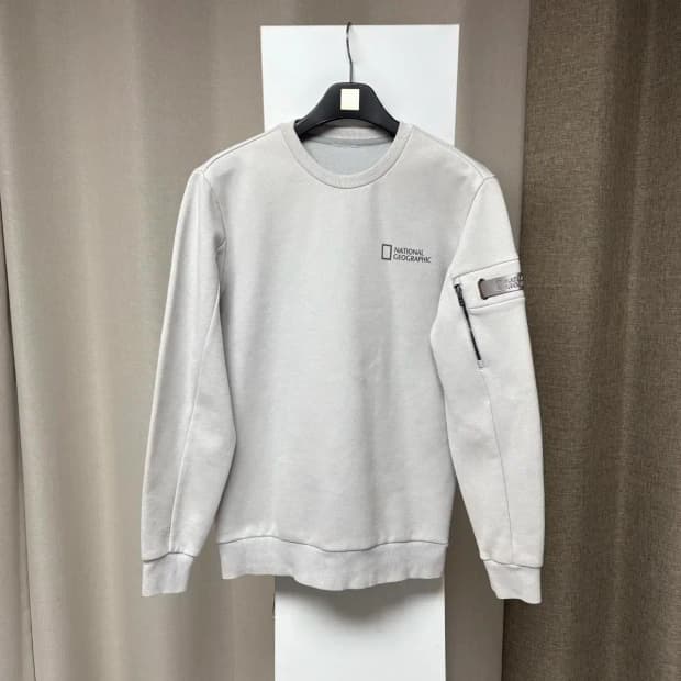 내셔널지오그래픽 라운드 맨투맨 M