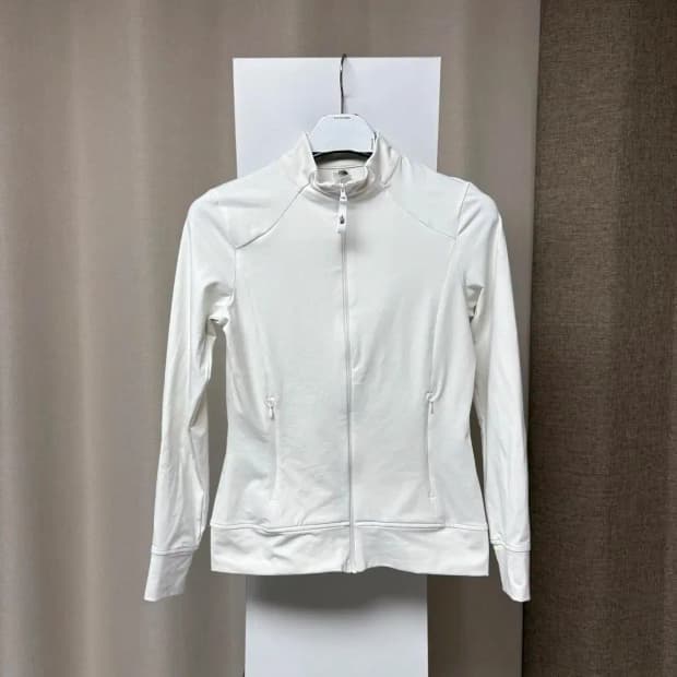 노스페이스 트레이닝 집업 (여성 S)