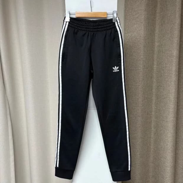 아디다스 슈퍼스타 트랙팬츠 XS