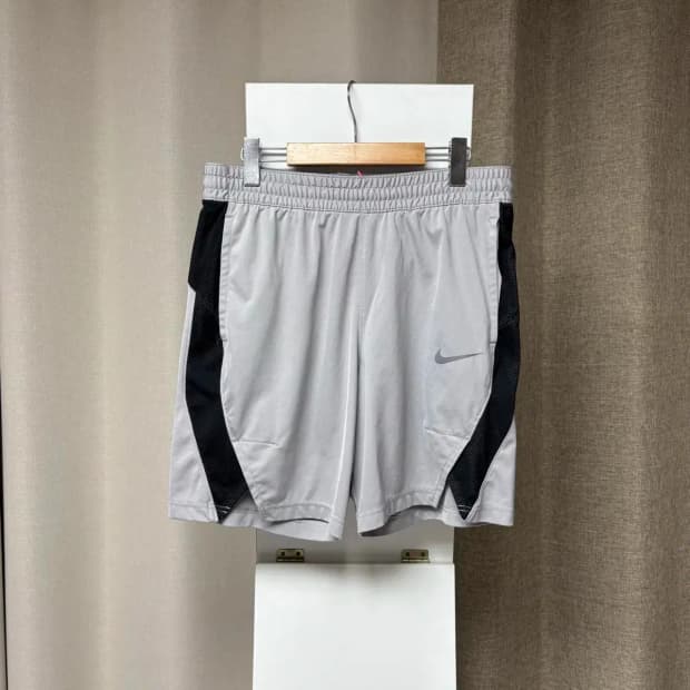 나이키 트레이닝 반바지 L