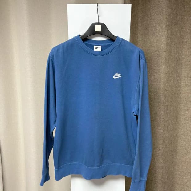 나이키 스우시 맨투맨 L