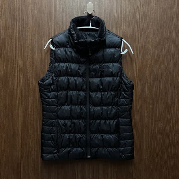 노스페이스 패딩 조끼 여성L (모자 X)
