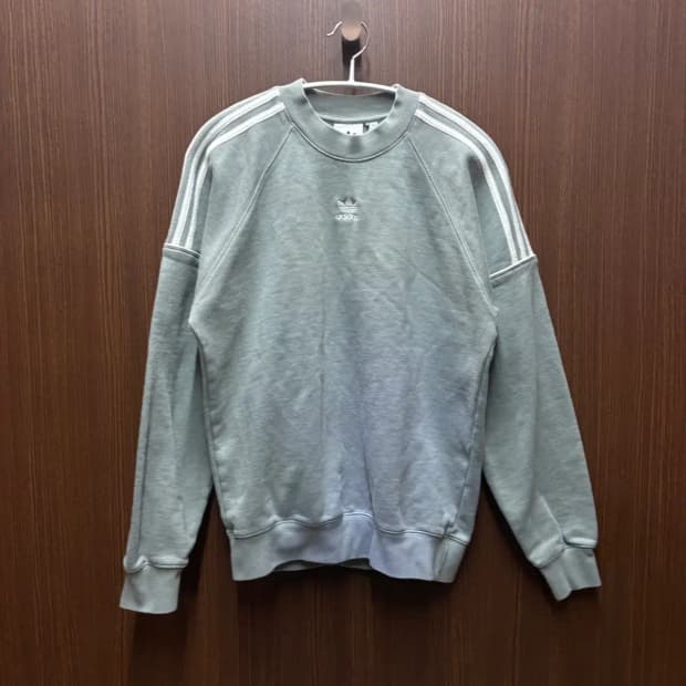 아디다스 오리지날 에센셜 크루 맨투맨 XS