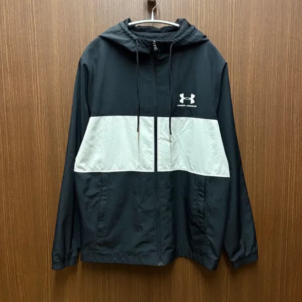 언더아머 바람막이 집업 L