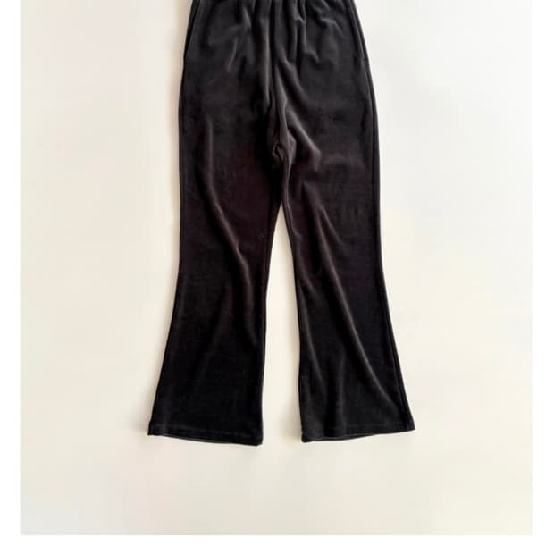 쉬이즈큐트 트랙팬츠 차콜챠콜로 규합니다 ㅜㅜ