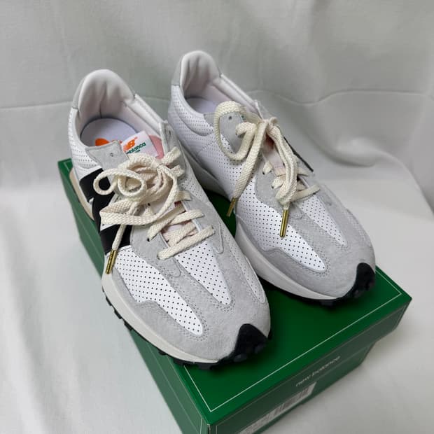 뉴발란스 카사블랑카 327 US9.5