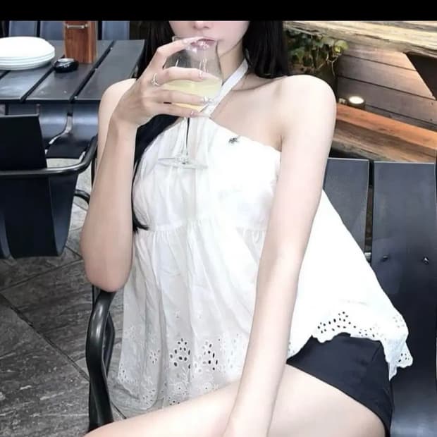 새상품) 낫유어로즈 사라탑