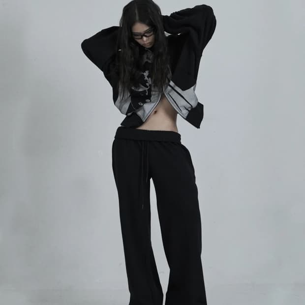 오도어 스킨팬츠 블랙