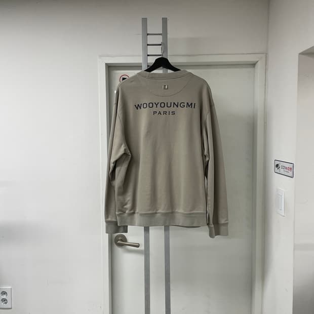 2022 우영미 백로고 맨투맨 50