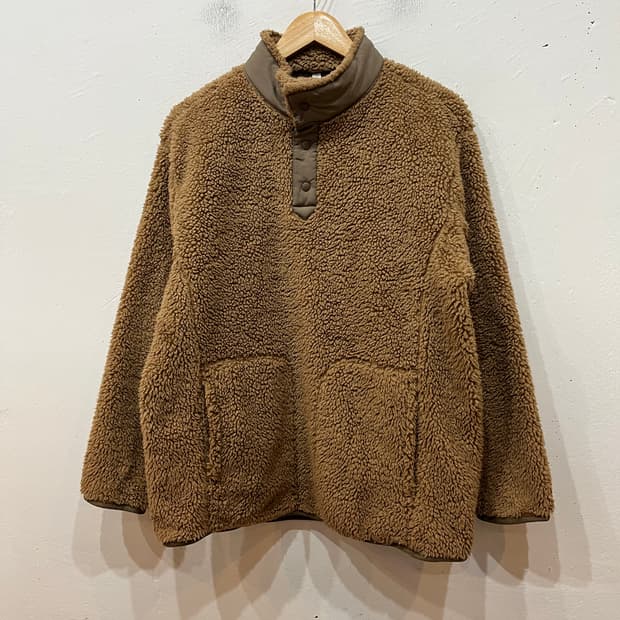 유니클로 화이트마운티니어링 풀오버 플리스 M