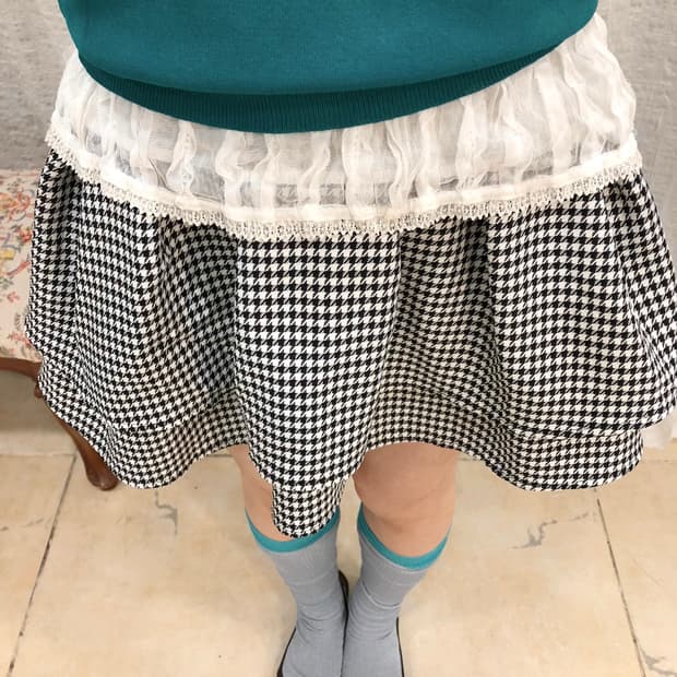 Houndstooth flare mini skirt