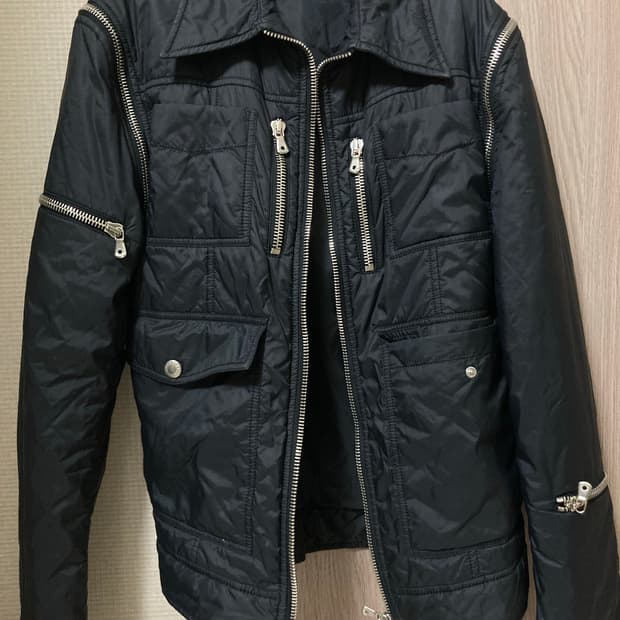 돌체앤가바나 탈부착 자켓