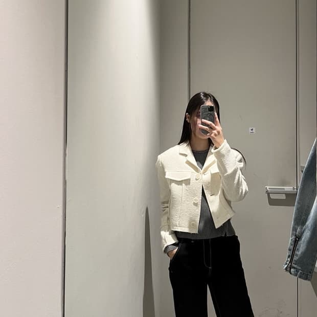 인사일런스 크롭 트위드 자켓