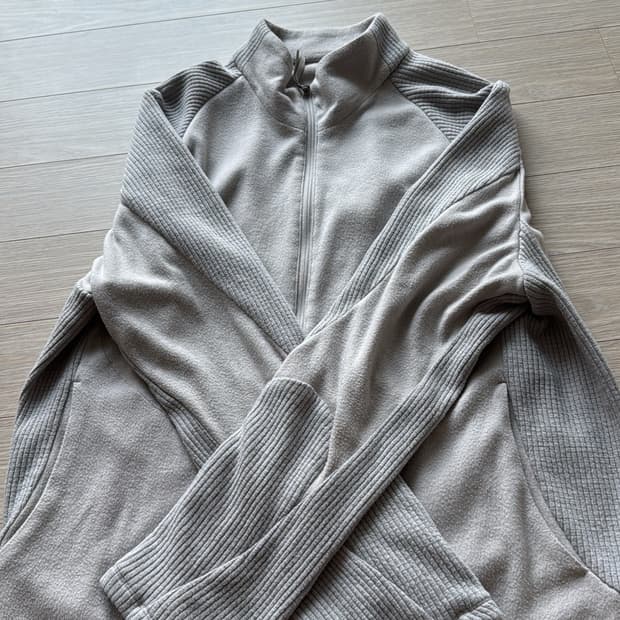 포스트아카이브 팩션 7.0 fleece right